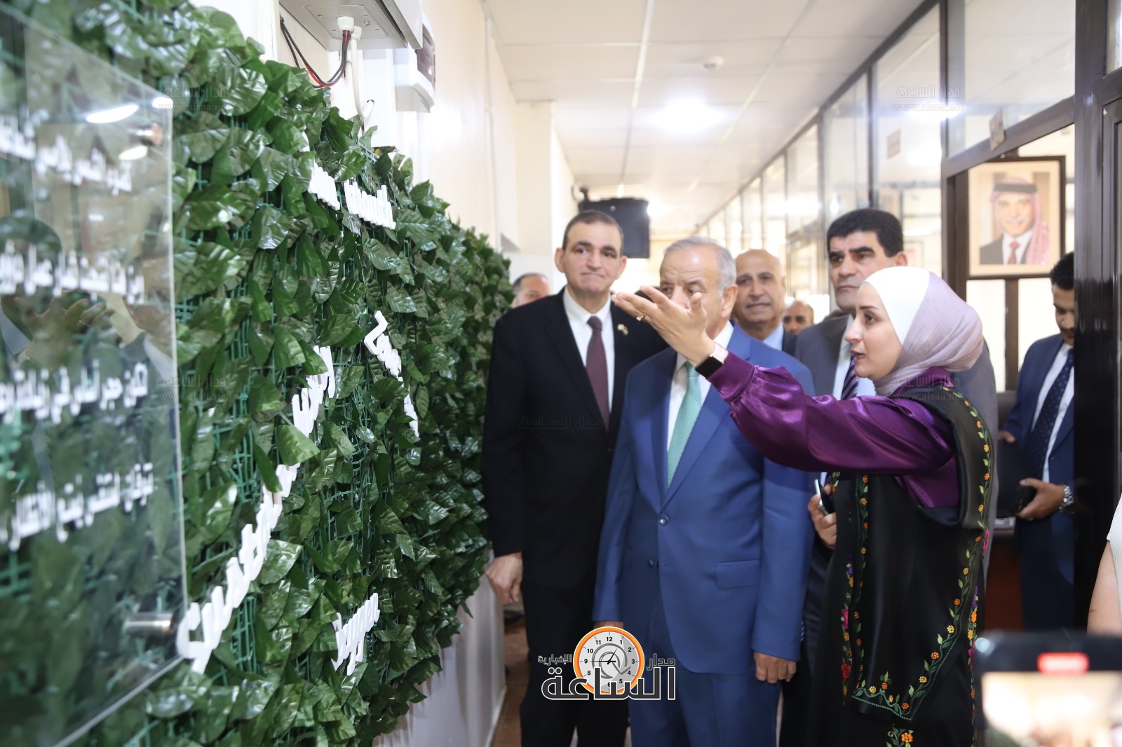 Madar Al-Saa Images 0.07839544115501429