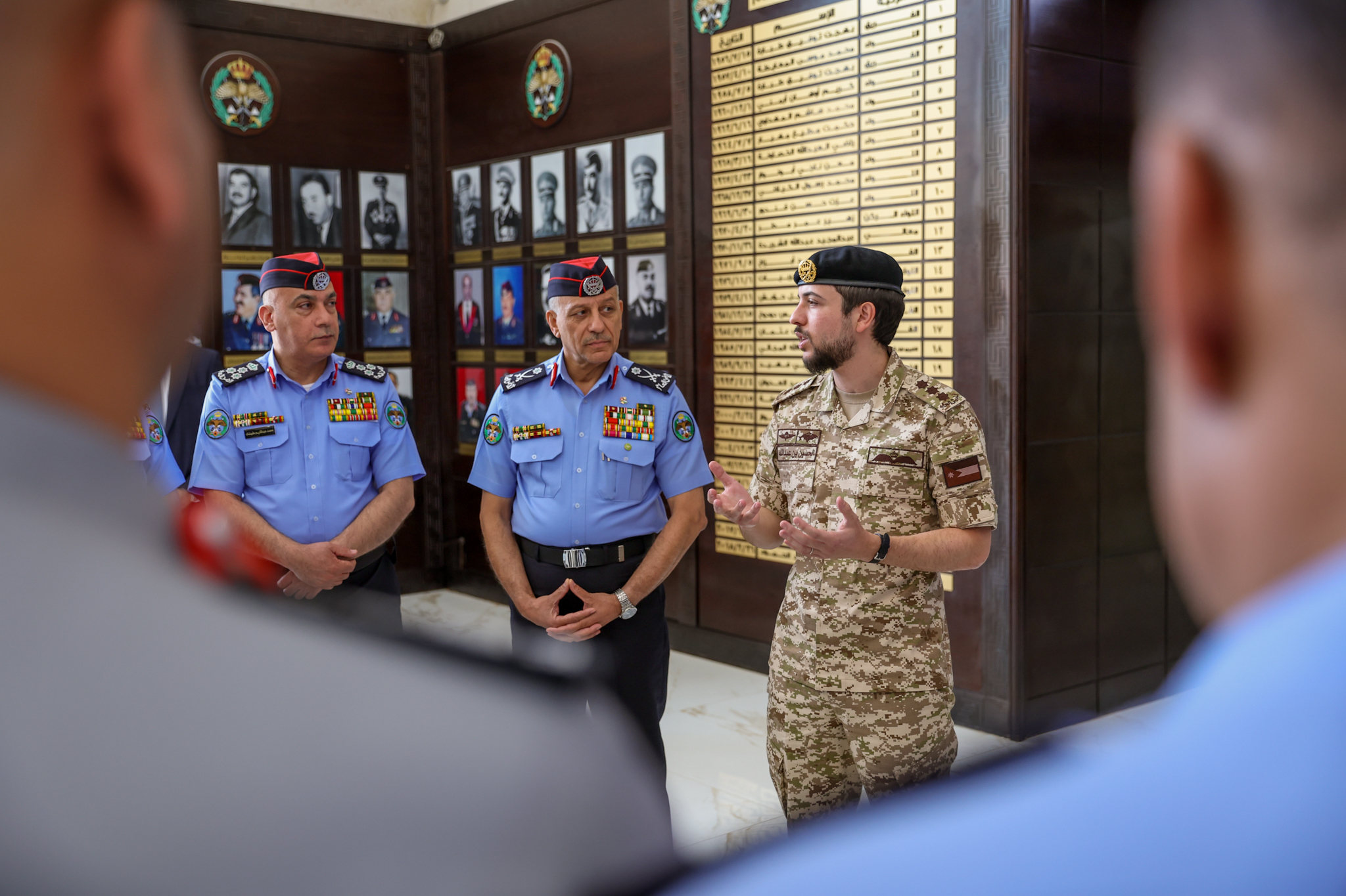 Madar Al-Saa Images 0.21701548021428763