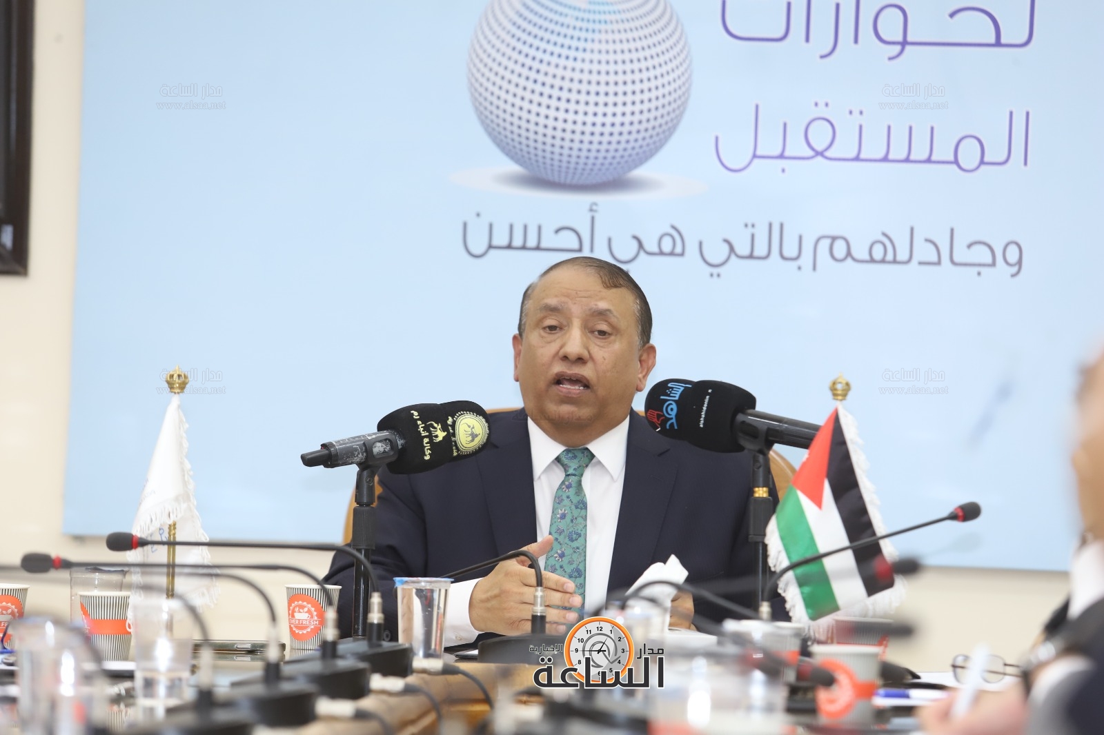 Madar Al-Saa Images 0.44601562041547194