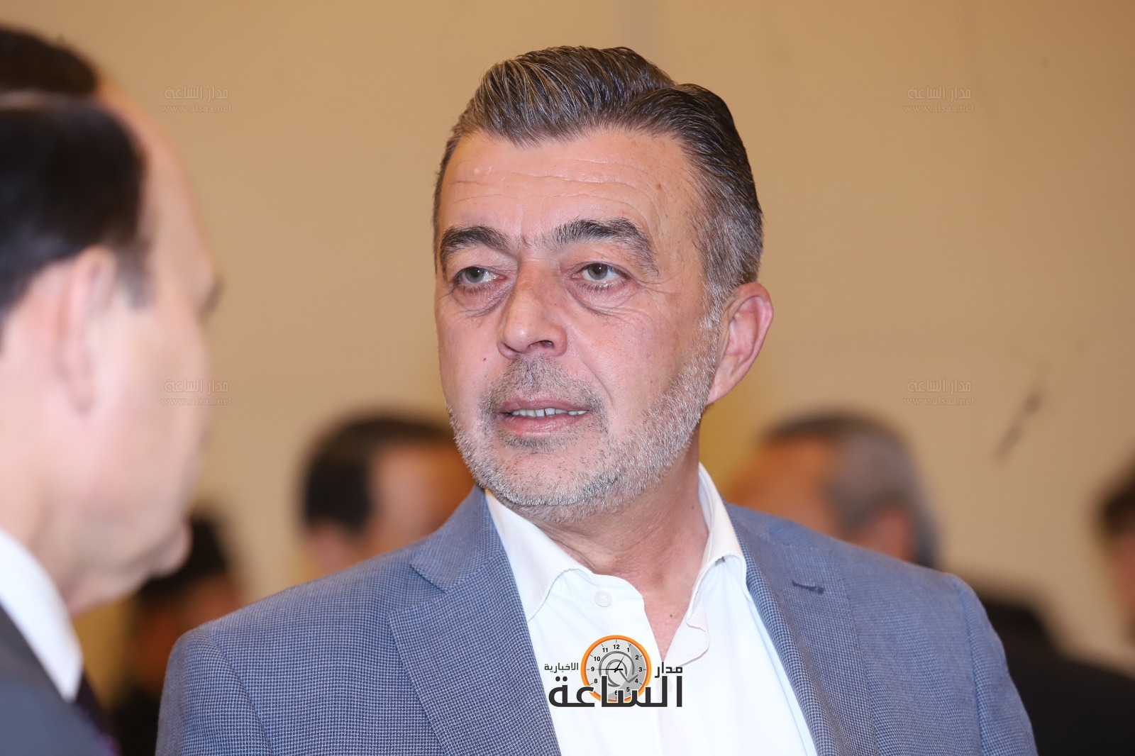 Madar Al-Saa Images 0.447600677859601