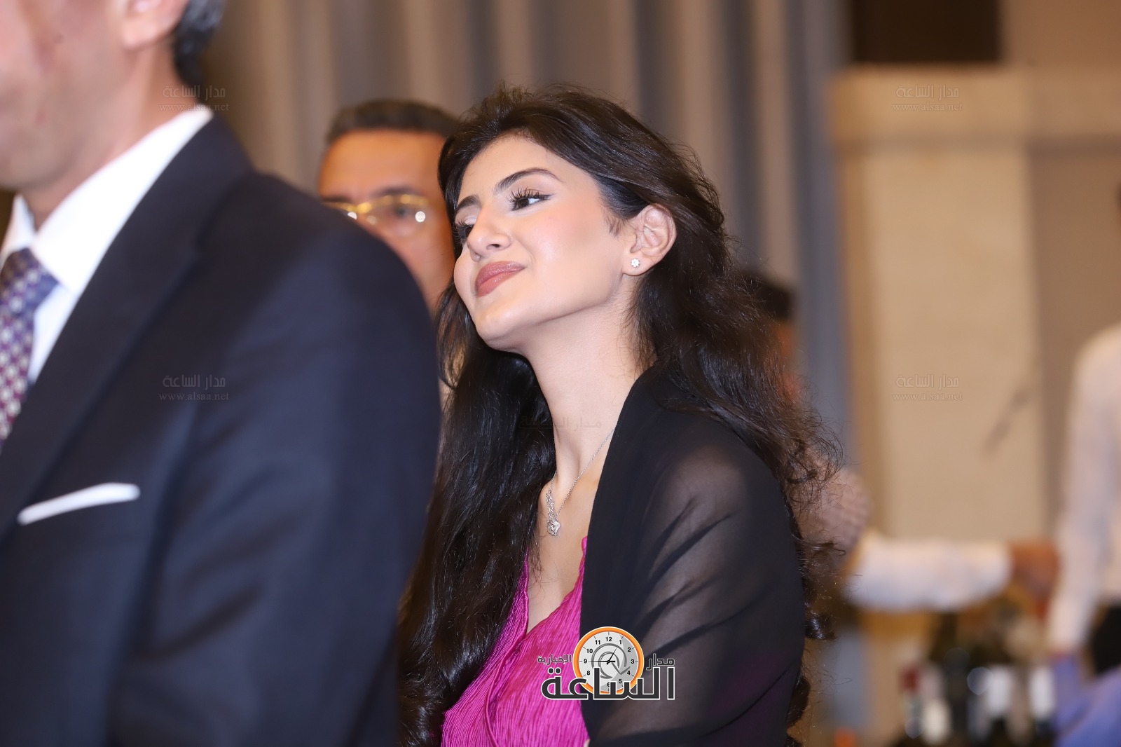 Madar Al-Saa Images 0.9565377862493425