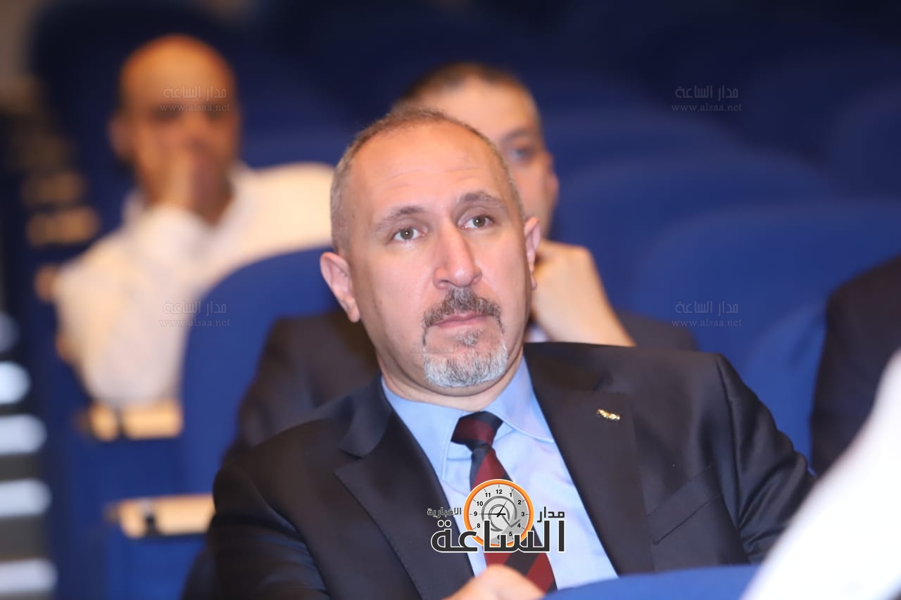 Madar Al-Saa Images 0.5413276671340637