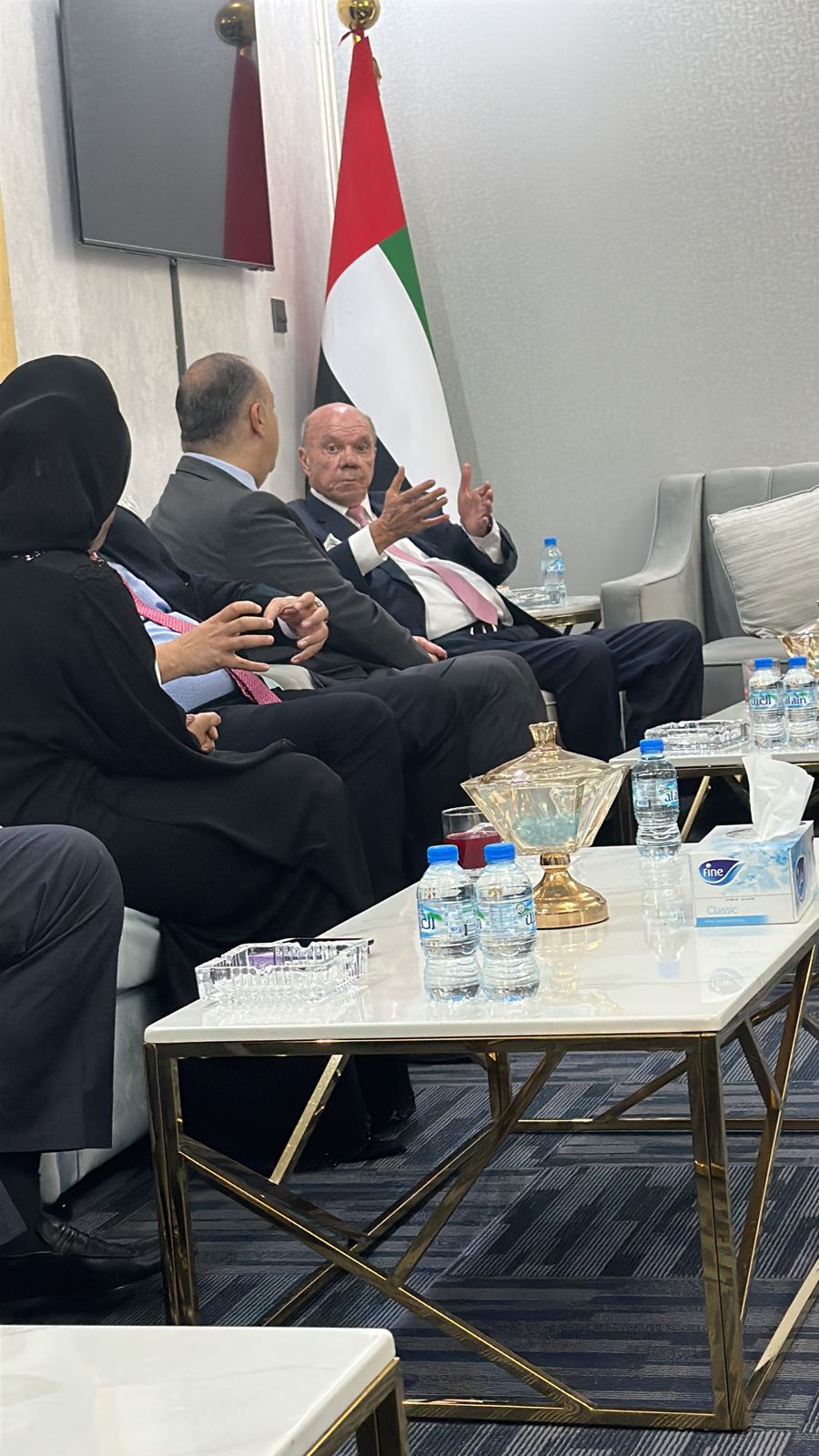 Madar Al-Saa Images 0.9712995379307592