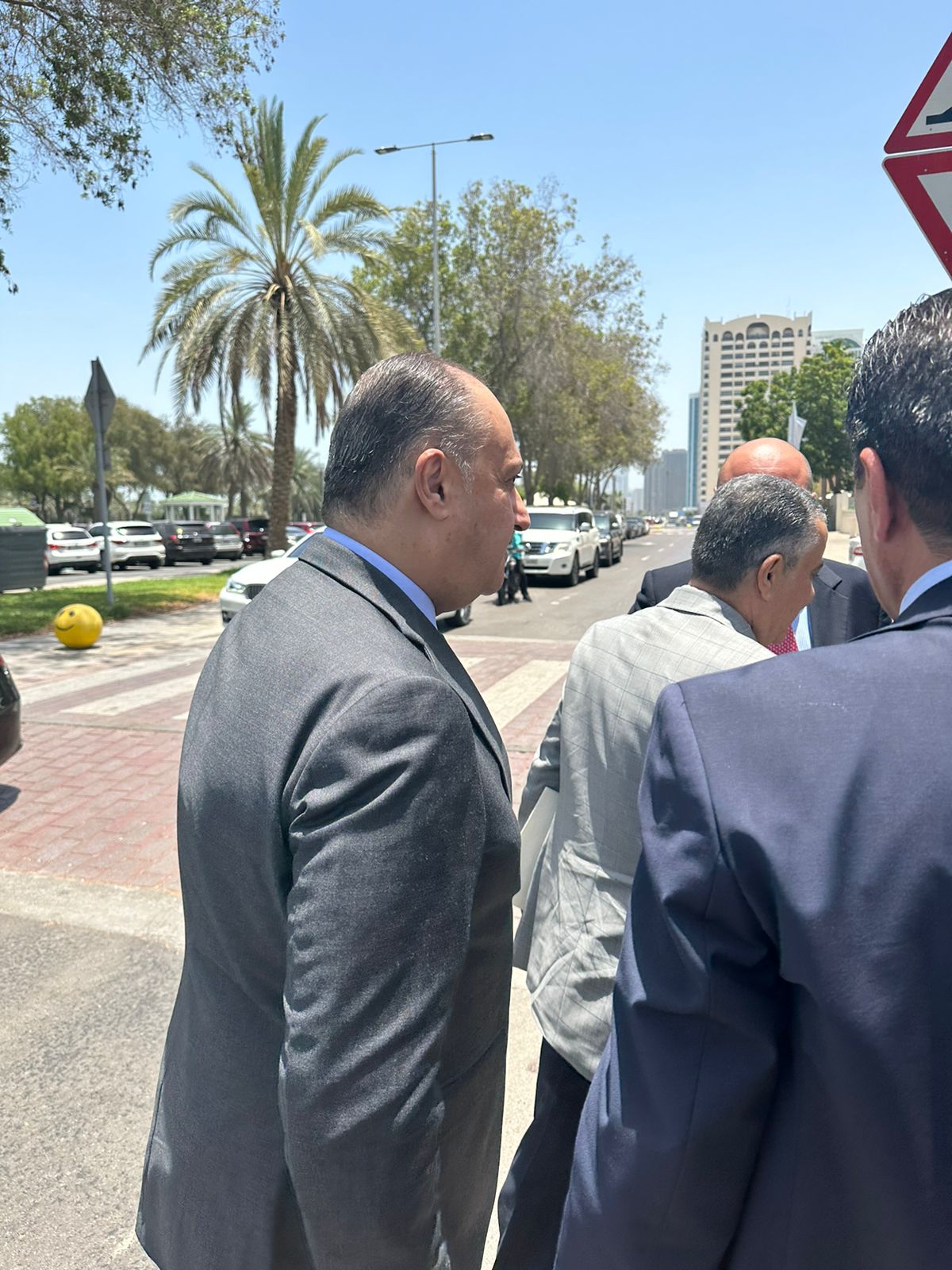 Madar Al-Saa Images 0.24862805743189176