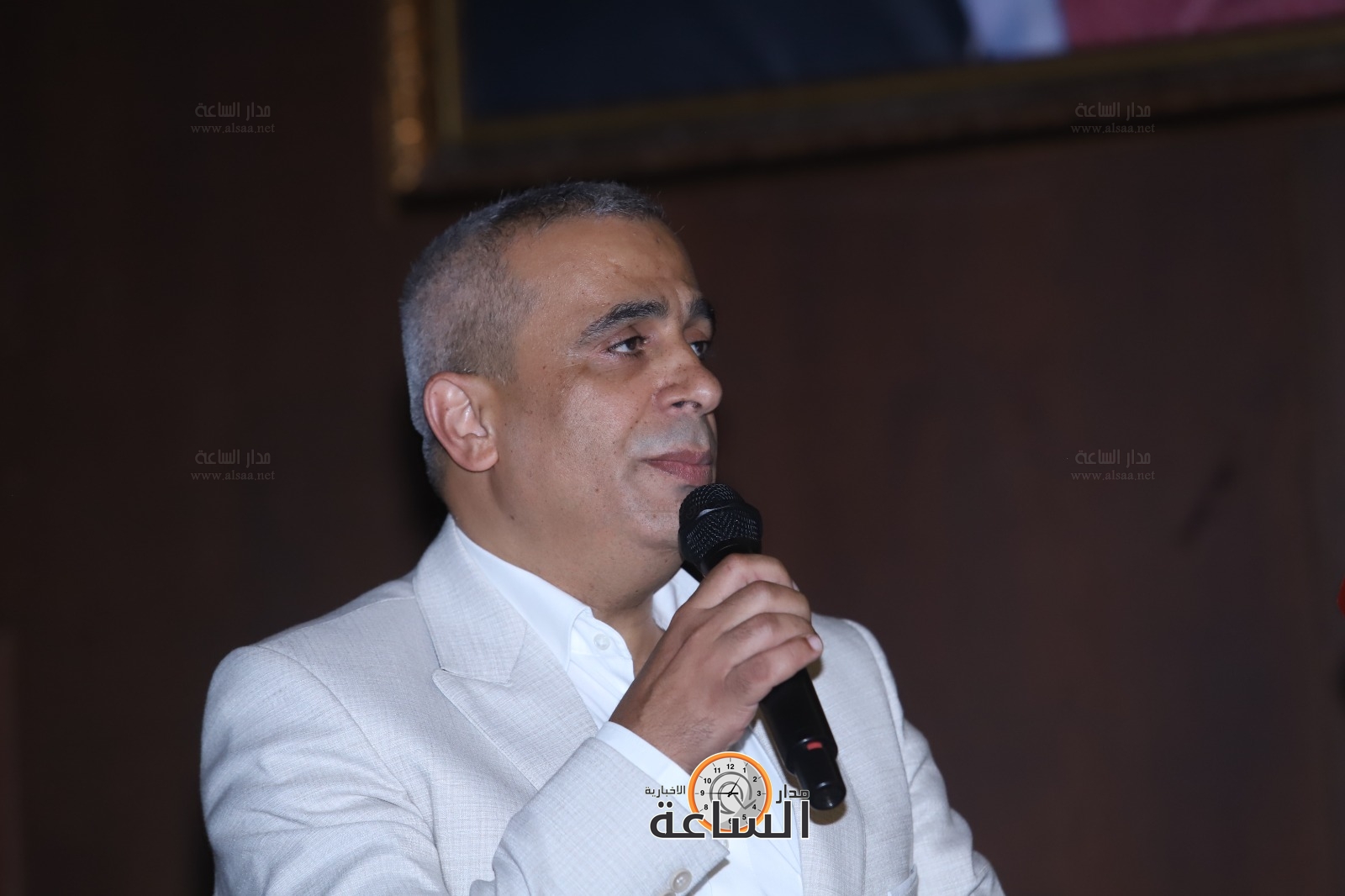 Madar Al-Saa Images 0.8417857347497486