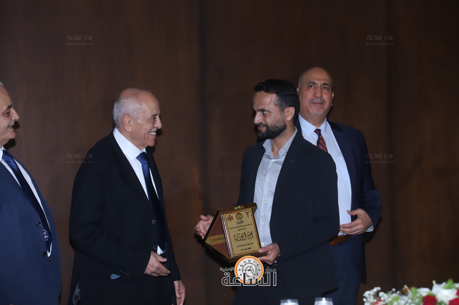 Madar Al-Saa Images 0.11496465872893236