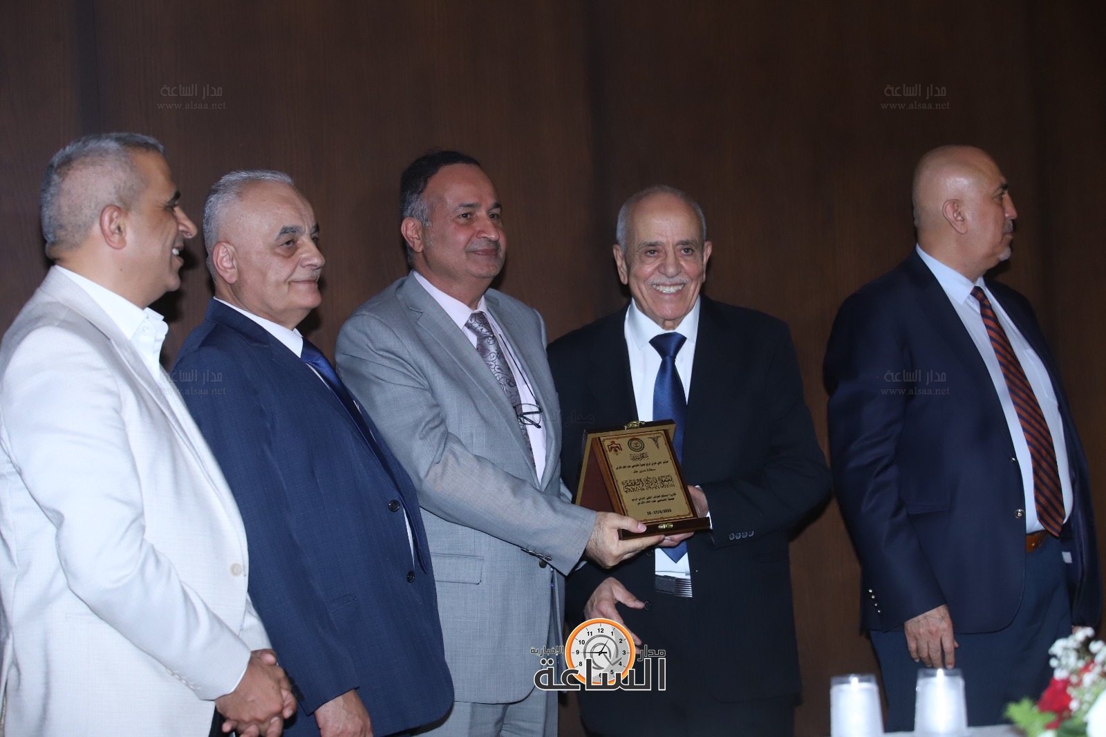 Madar Al-Saa Images 0.7217219594040165