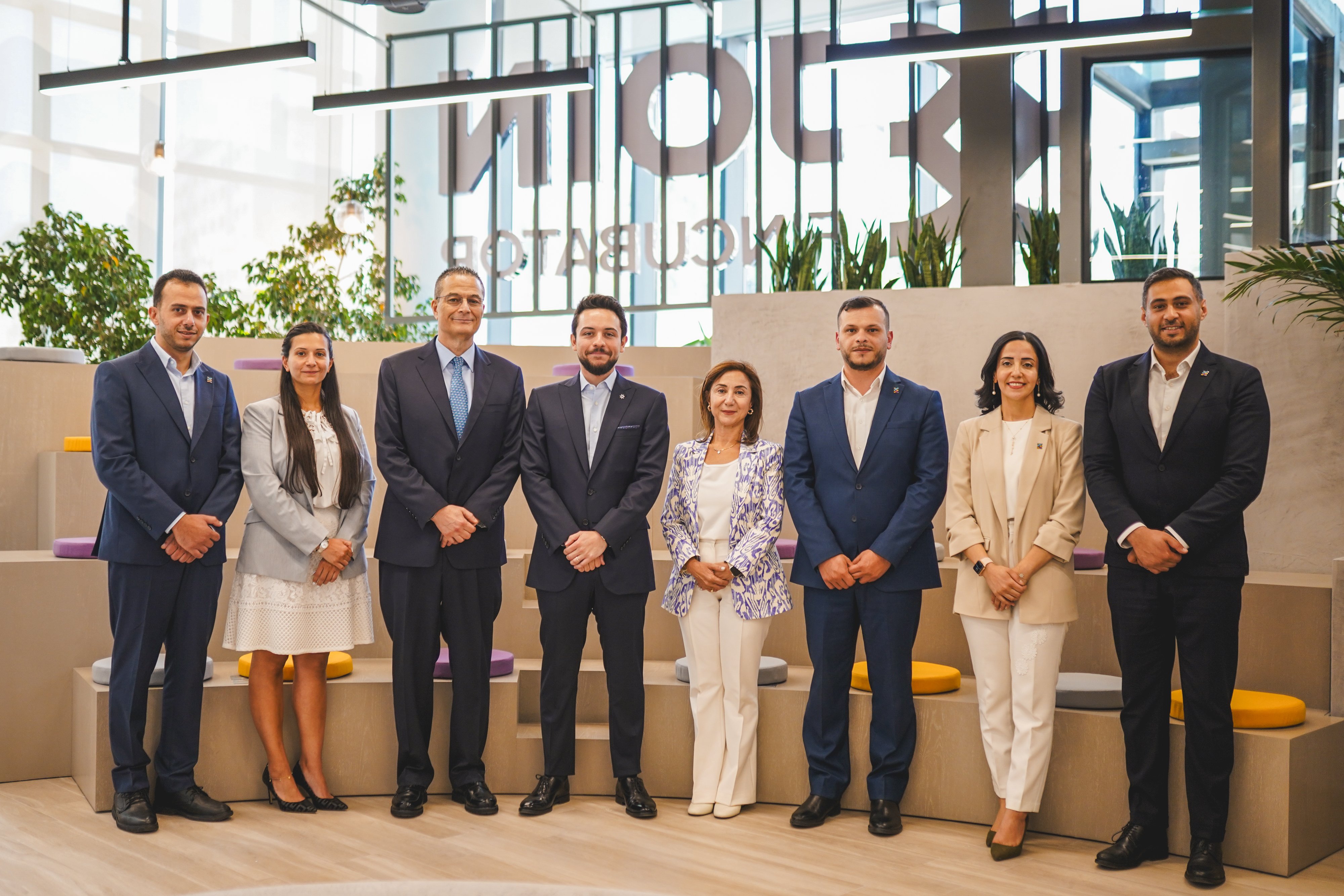 Madar Al-Saa Images 0.39582685444582766