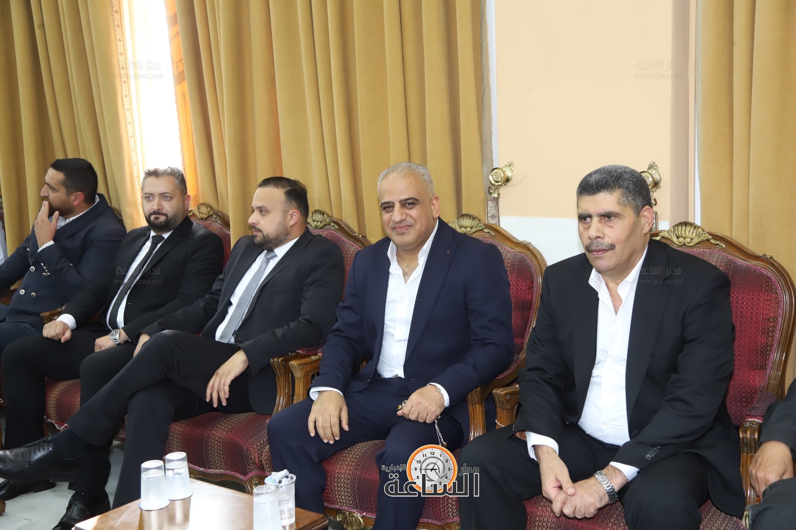 Madar Al-Saa Images 0.8760133941944944