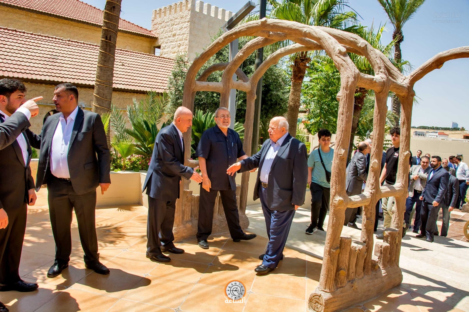 Madar Al-Saa Images 0.015342569533923656