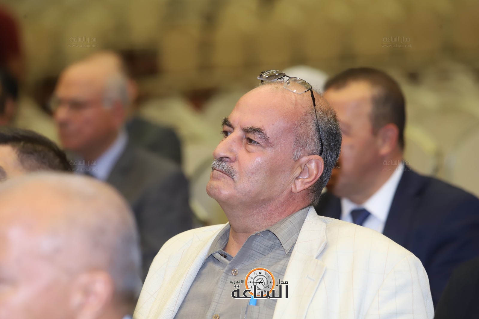 Madar Al-Saa Images 0.4353317481444485