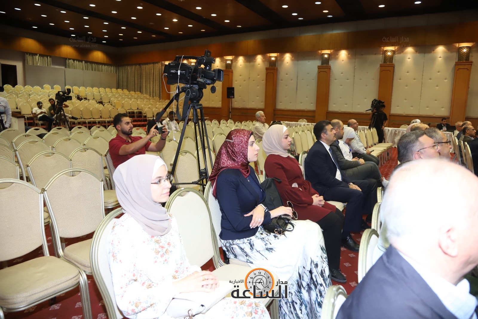 Madar Al-Saa Images 0.044855327921465626