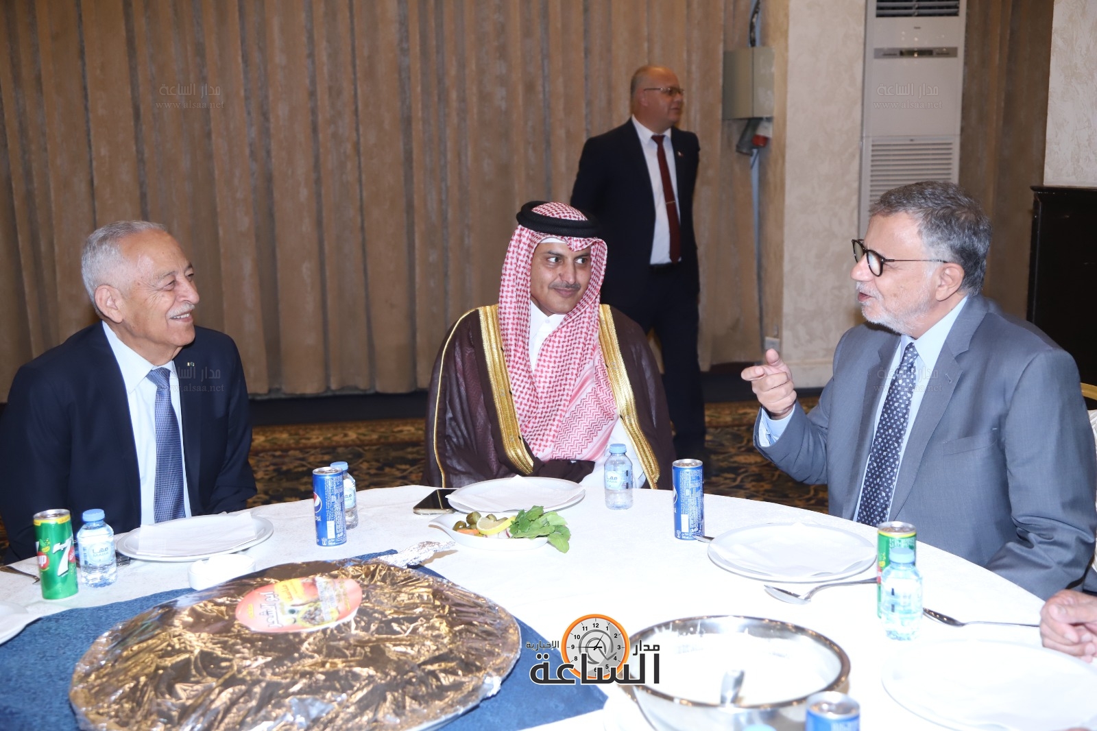 Madar Al-Saa Images 0.26615418772419874