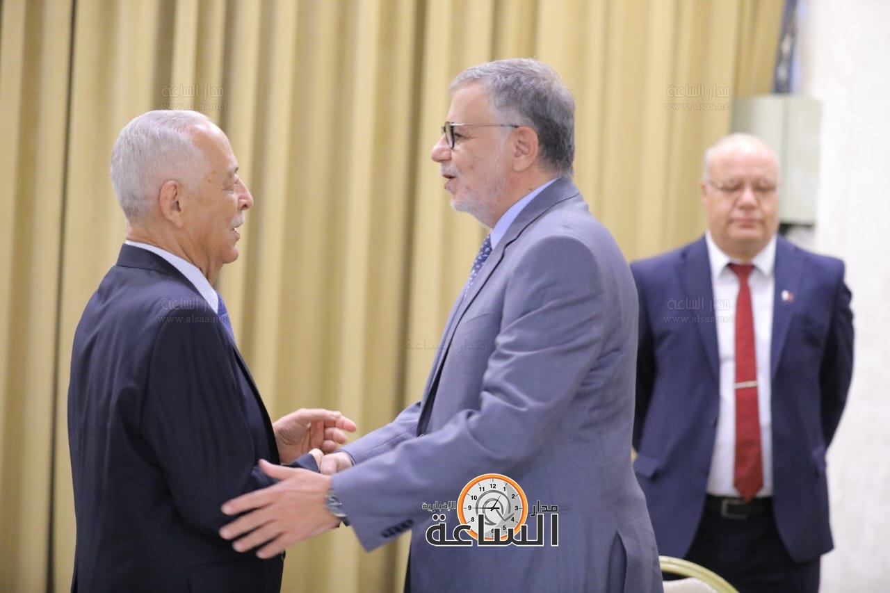 Madar Al-Saa Images 0.23299834145357667