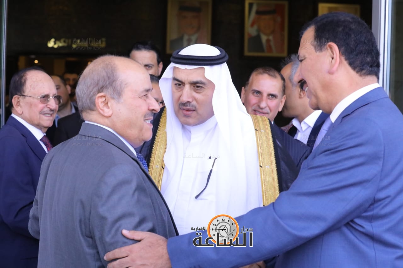 Madar Al-Saa Images 0.8131246422710287