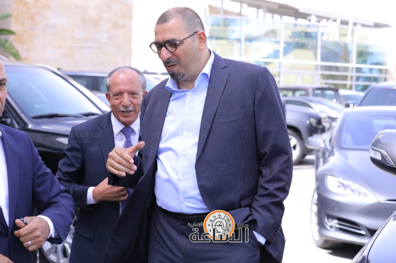 Madar Al-Saa Images 0.7135835414175247