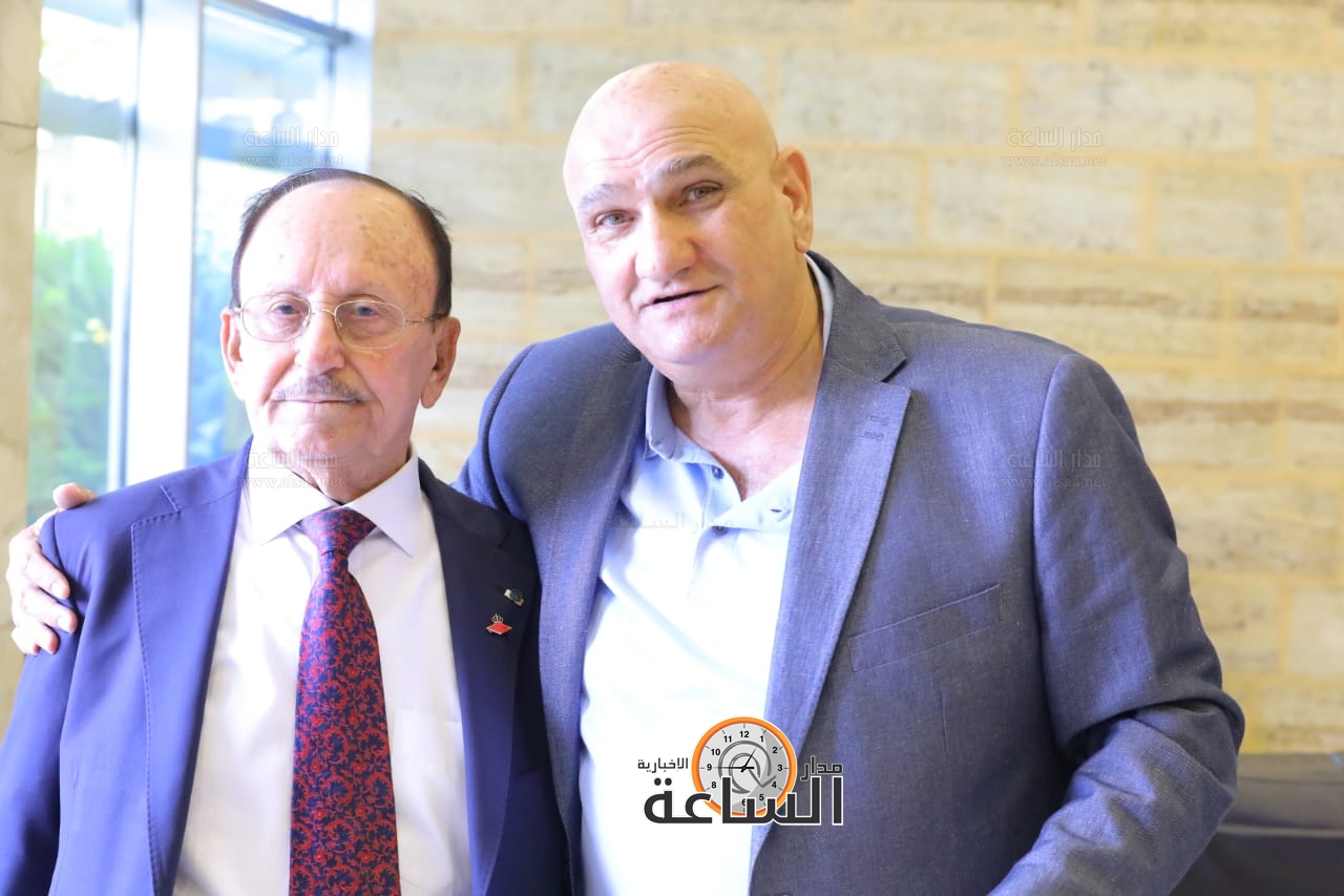 Madar Al-Saa Images 0.3545447772868472