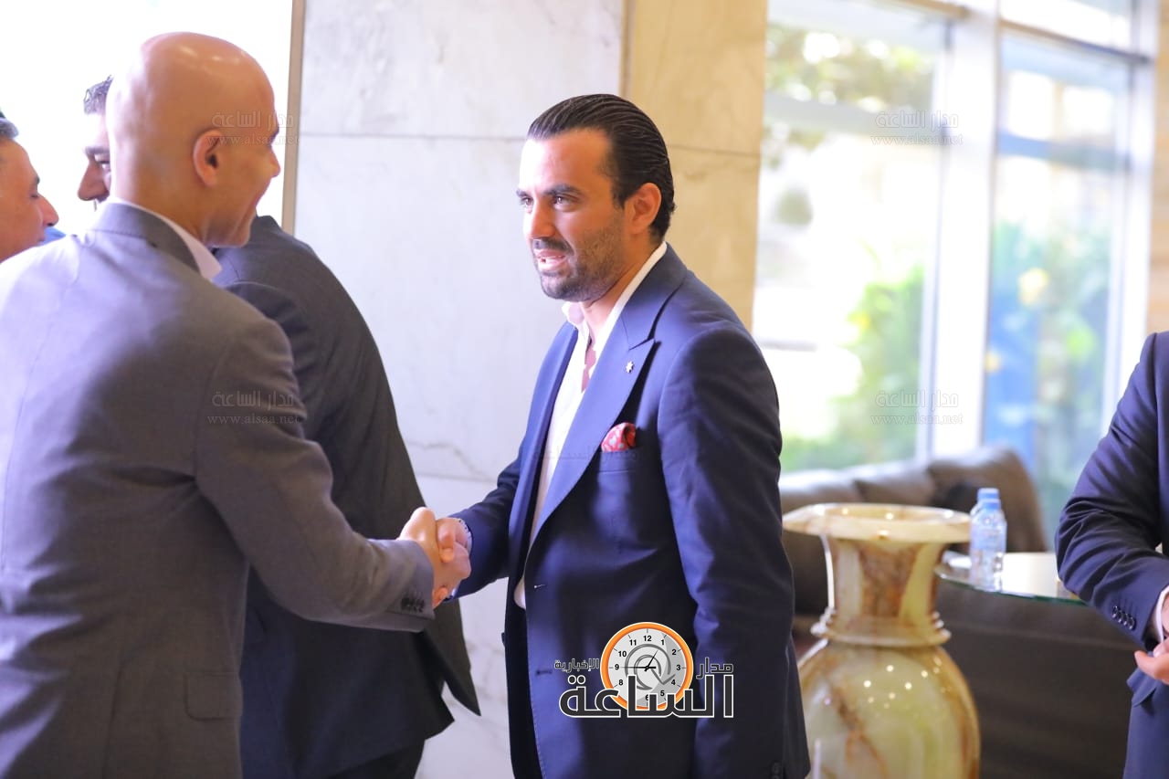 Madar Al-Saa Images 0.9241734734626553