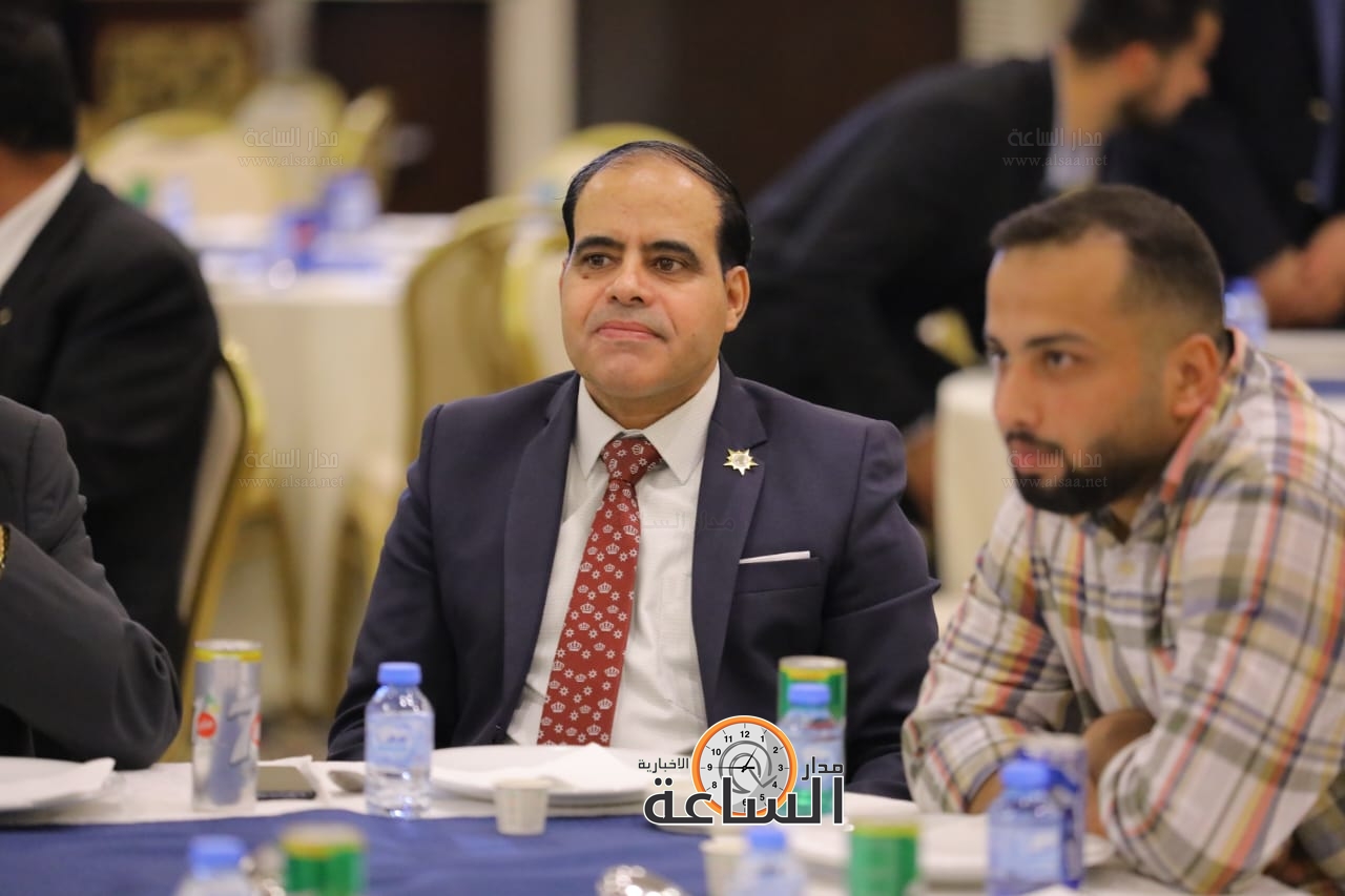 Madar Al-Saa Images 0.8395191104722125