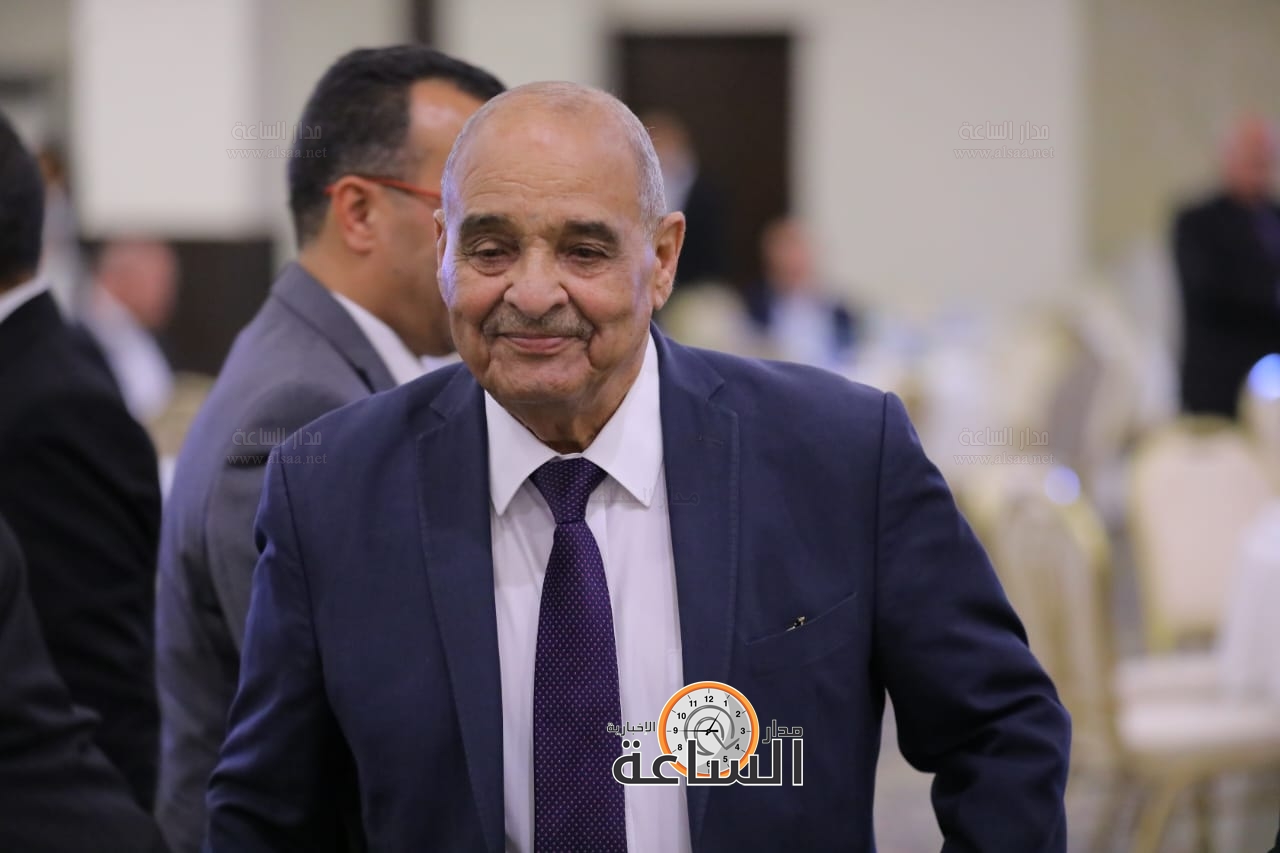 Madar Al-Saa Images 0.33831000239299525