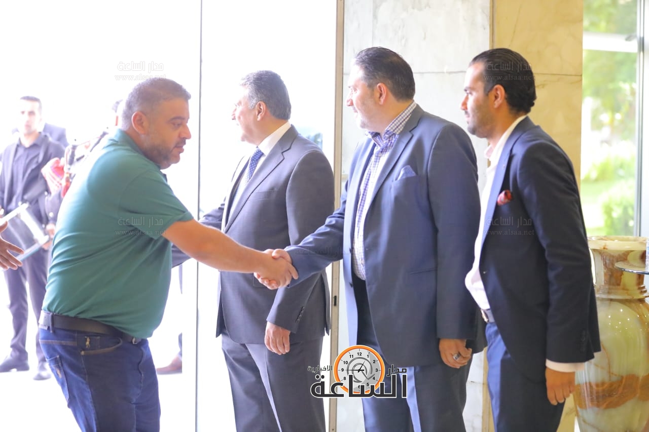 Madar Al-Saa Images 0.8136306438341514