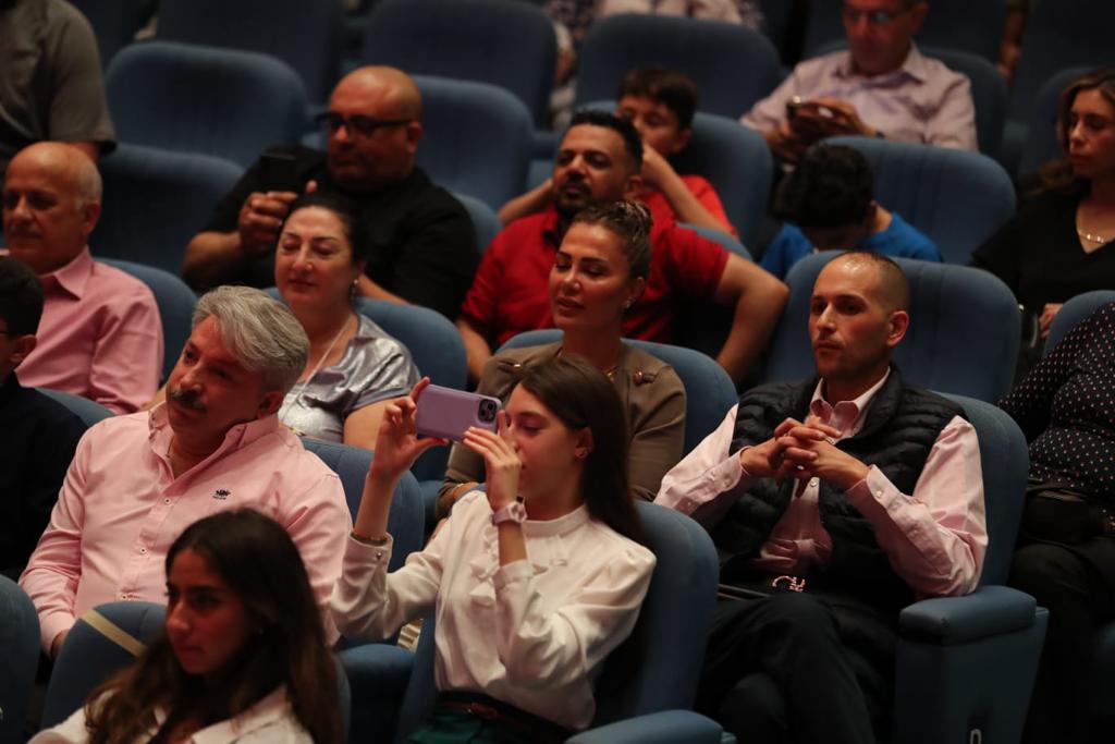 Madar Al-Saa Images 0.8034615972986929