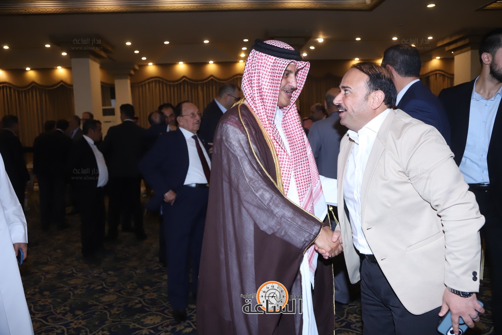 Madar Al-Saa Images 0.5189156472467336