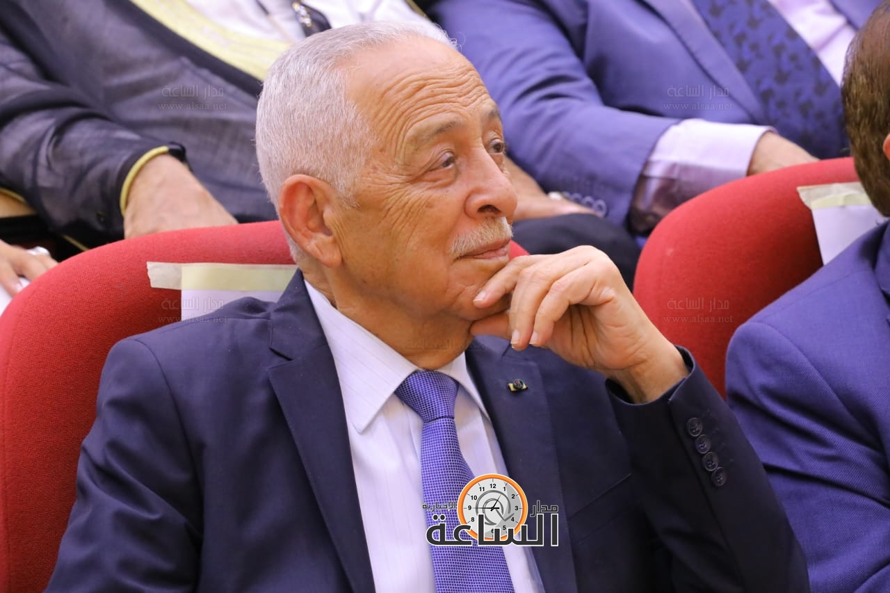 Madar Al-Saa Images 0.4041921437767886