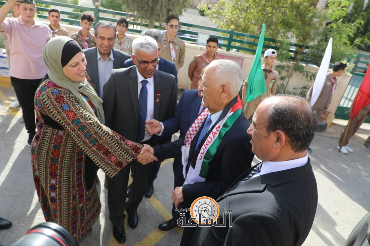 Madar Al-Saa Images 0.058470199554375935