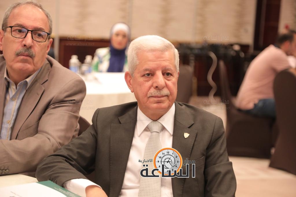 Madar Al-Saa Images 0.03239779890303085