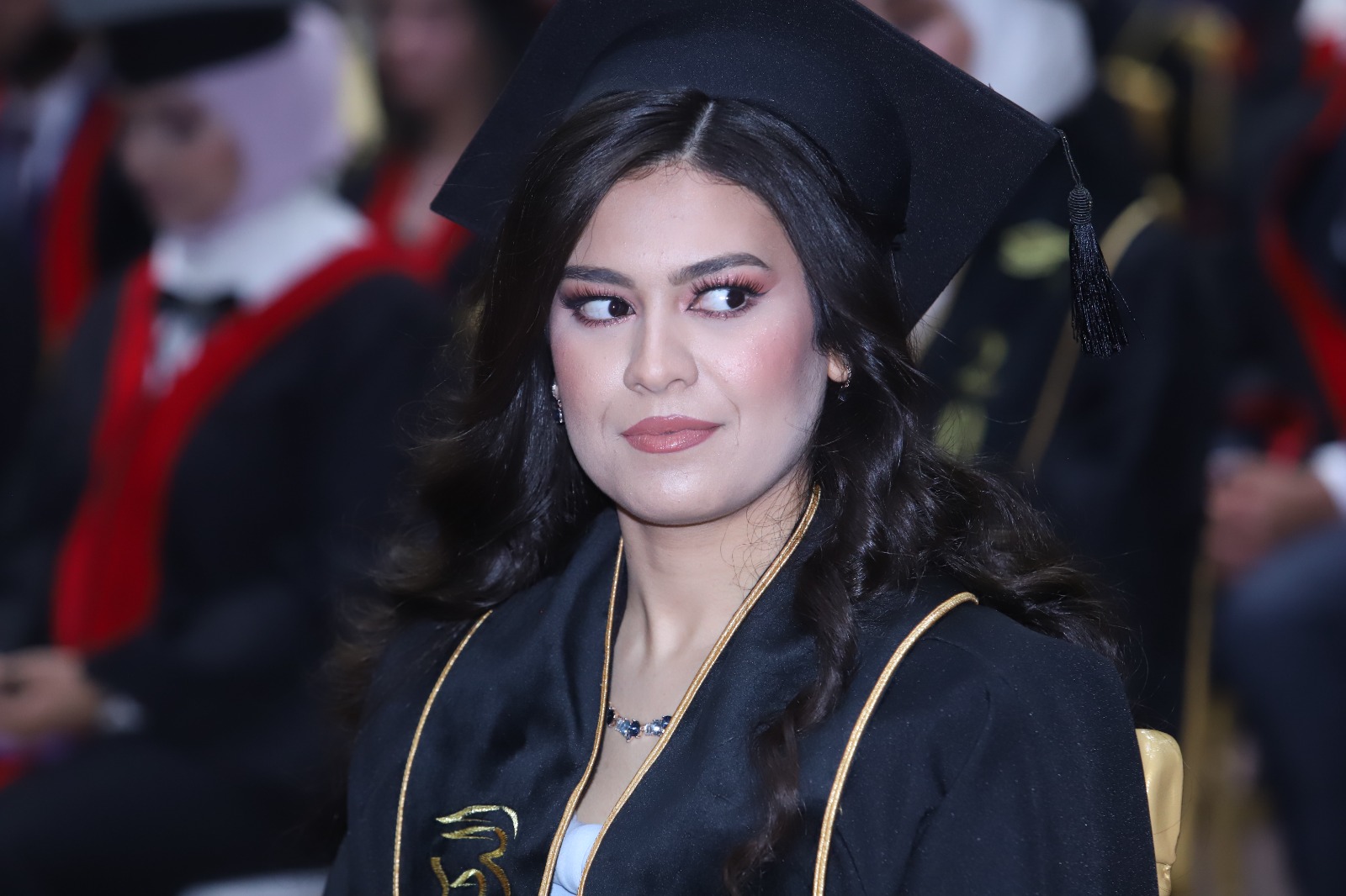 Madar Al-Saa Images 0.9990184429595174