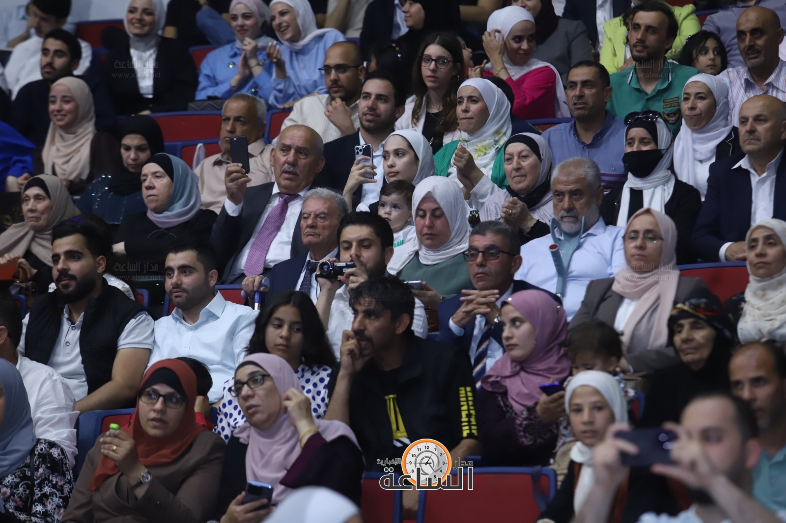 Madar Al-Saa Images 0.47622852591997966