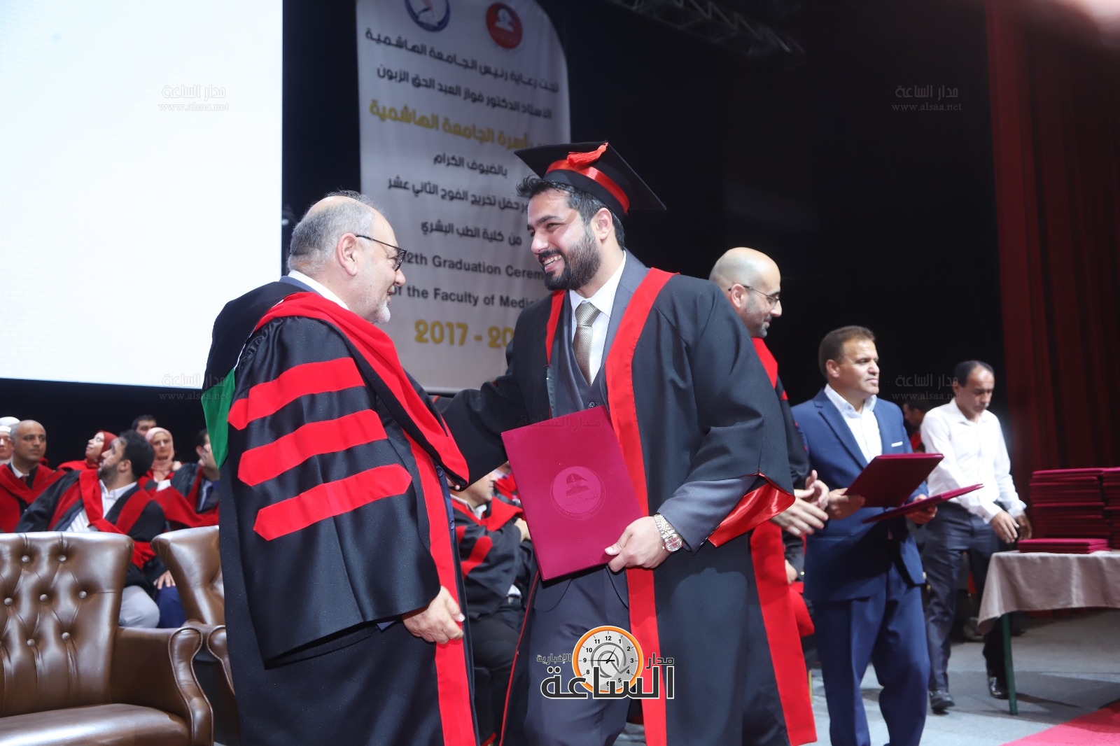 Madar Al-Saa Images 0.8069345603483632