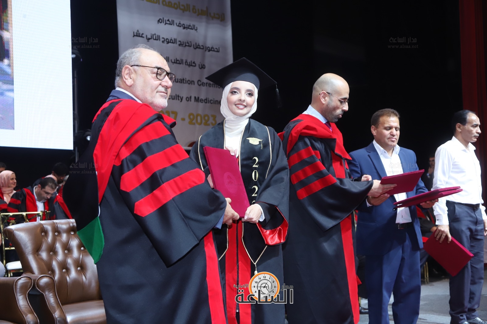 Madar Al-Saa Images 0.11243222532963126