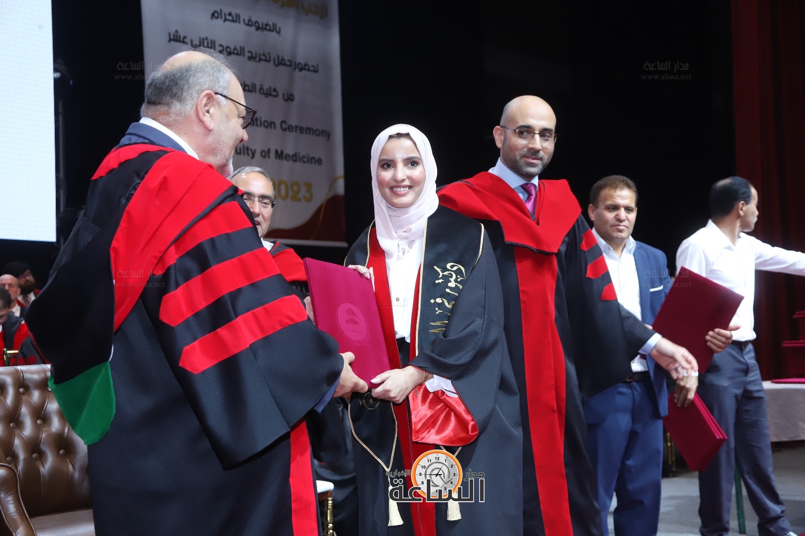 Madar Al-Saa Images 0.44422867173924296