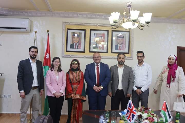 Madar Al-Saa Images 0.1192215897855129