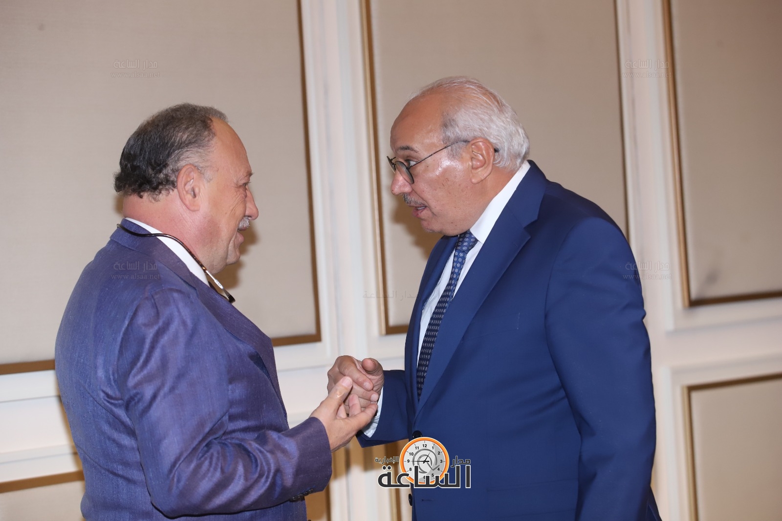 Madar Al-Saa Images 0.9024365110018155