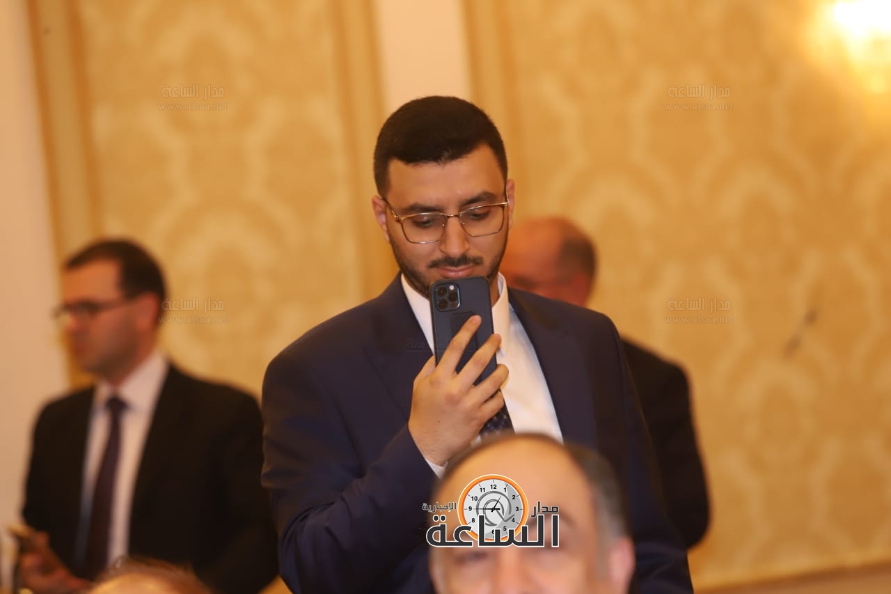 Madar Al-Saa Images 0.5639942541399221