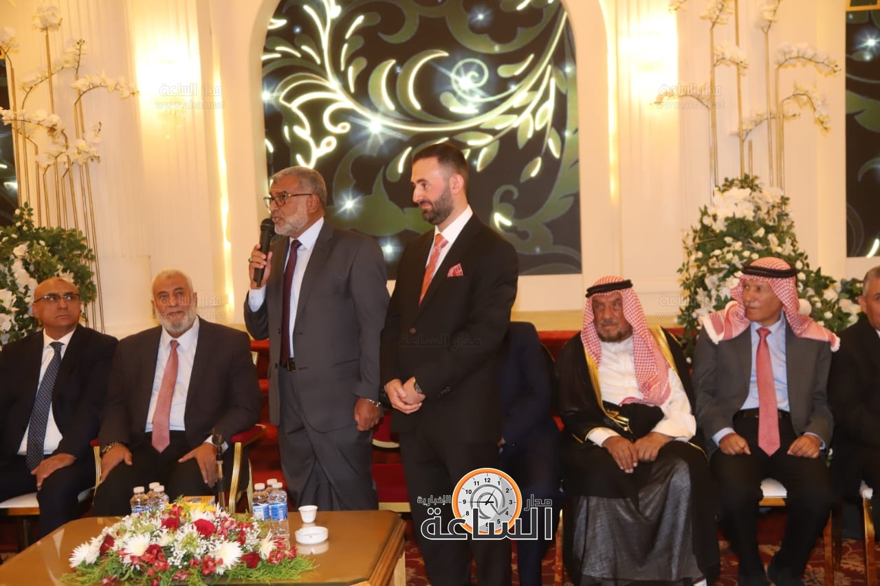 Madar Al-Saa Images 0.49033812907343033