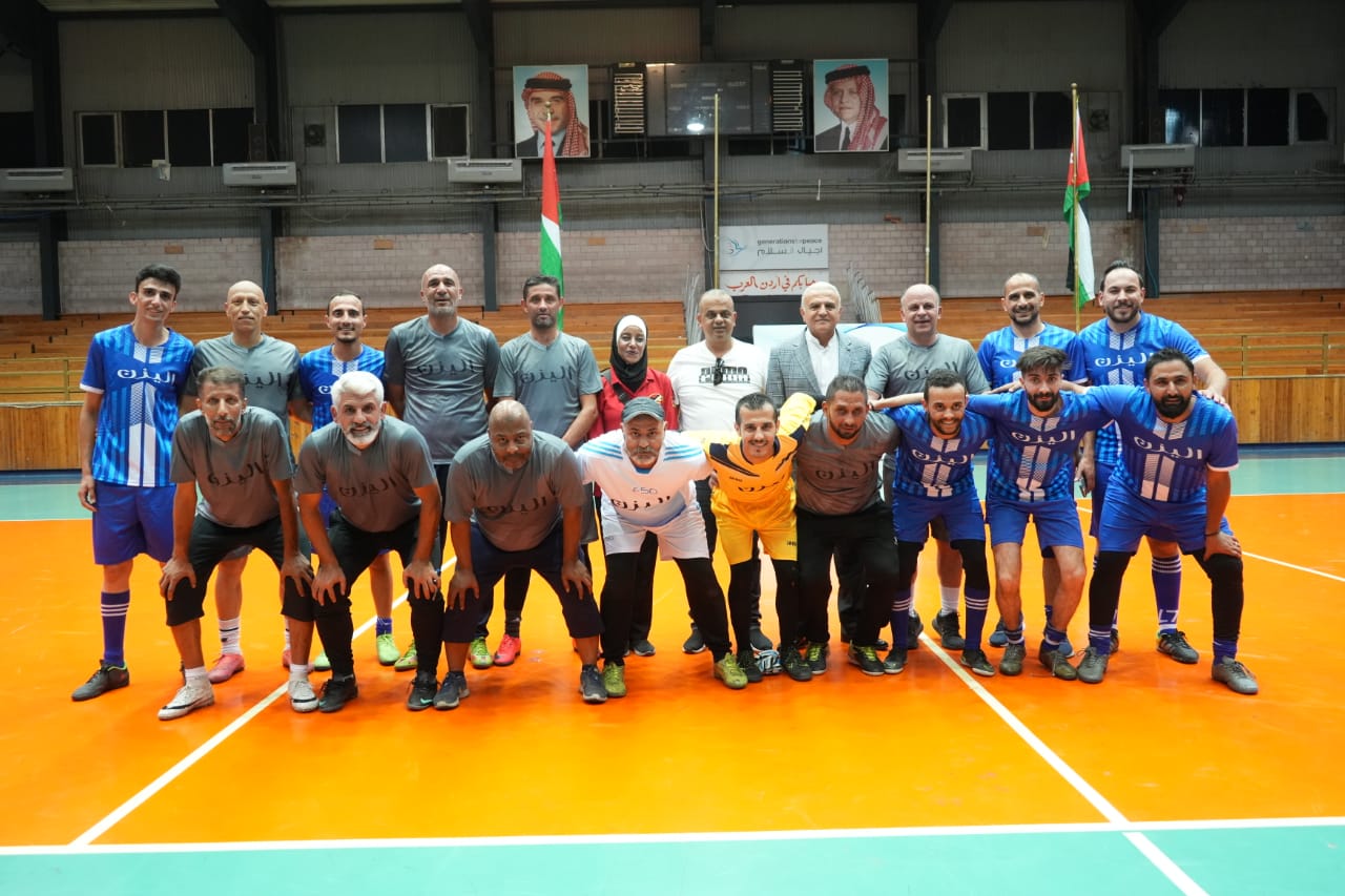 Madar Al-Saa Images 0.7984276253678231