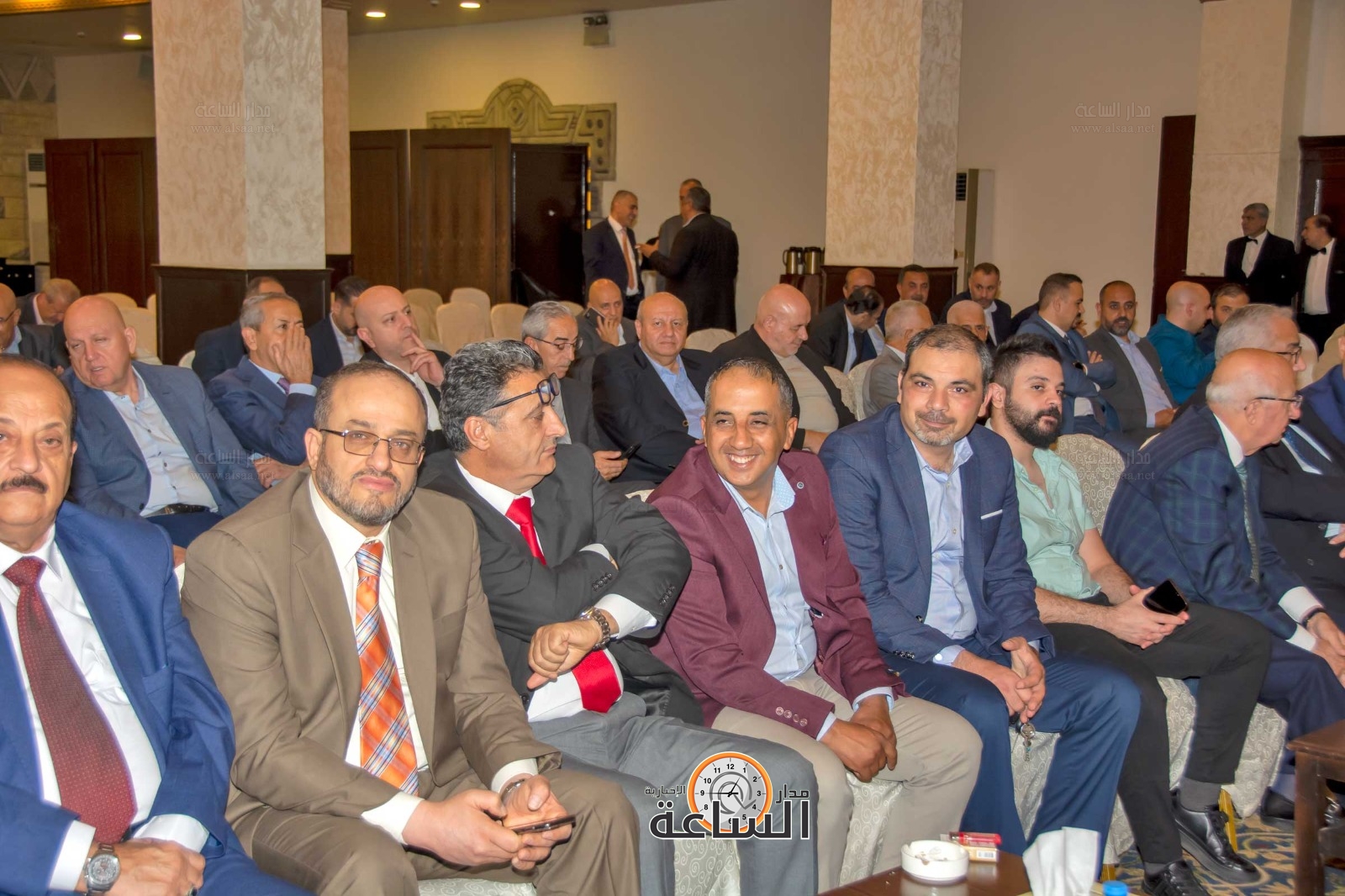 Madar Al-Saa Images 0.9496444601862146