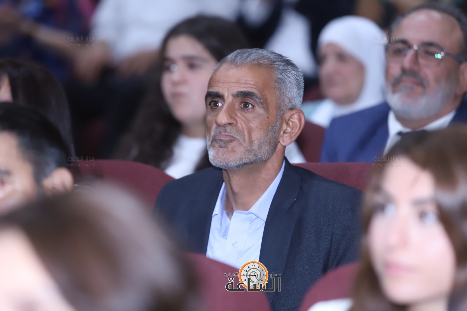 Madar Al-Saa Images 0.39625135018353563