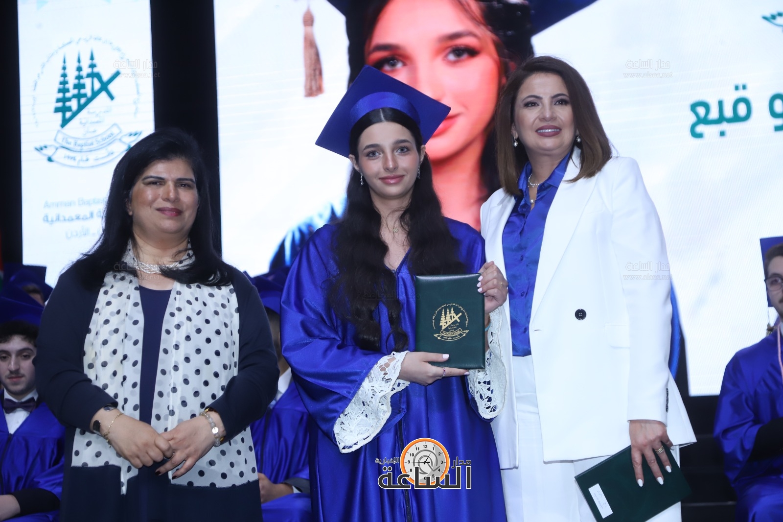 Madar Al-Saa Images 0.6054081818320876