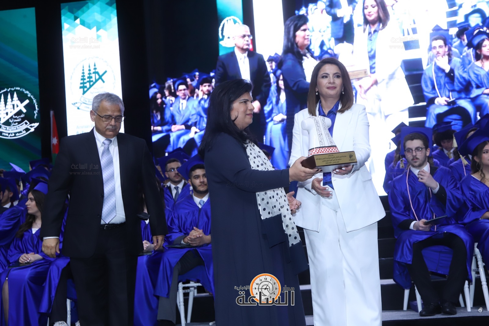 Madar Al-Saa Images 0.7891758928542334