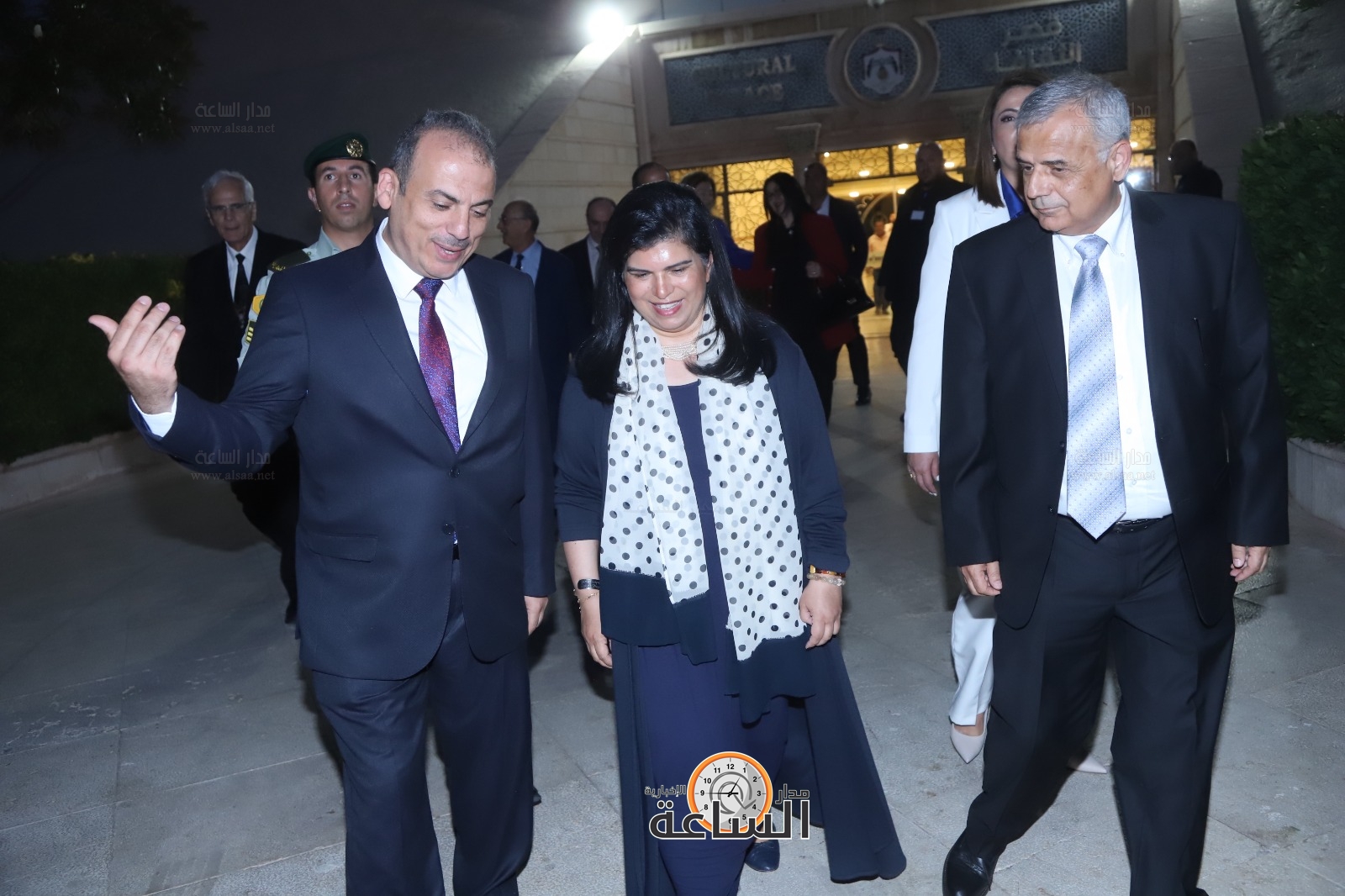 Madar Al-Saa Images 0.8828494606110207