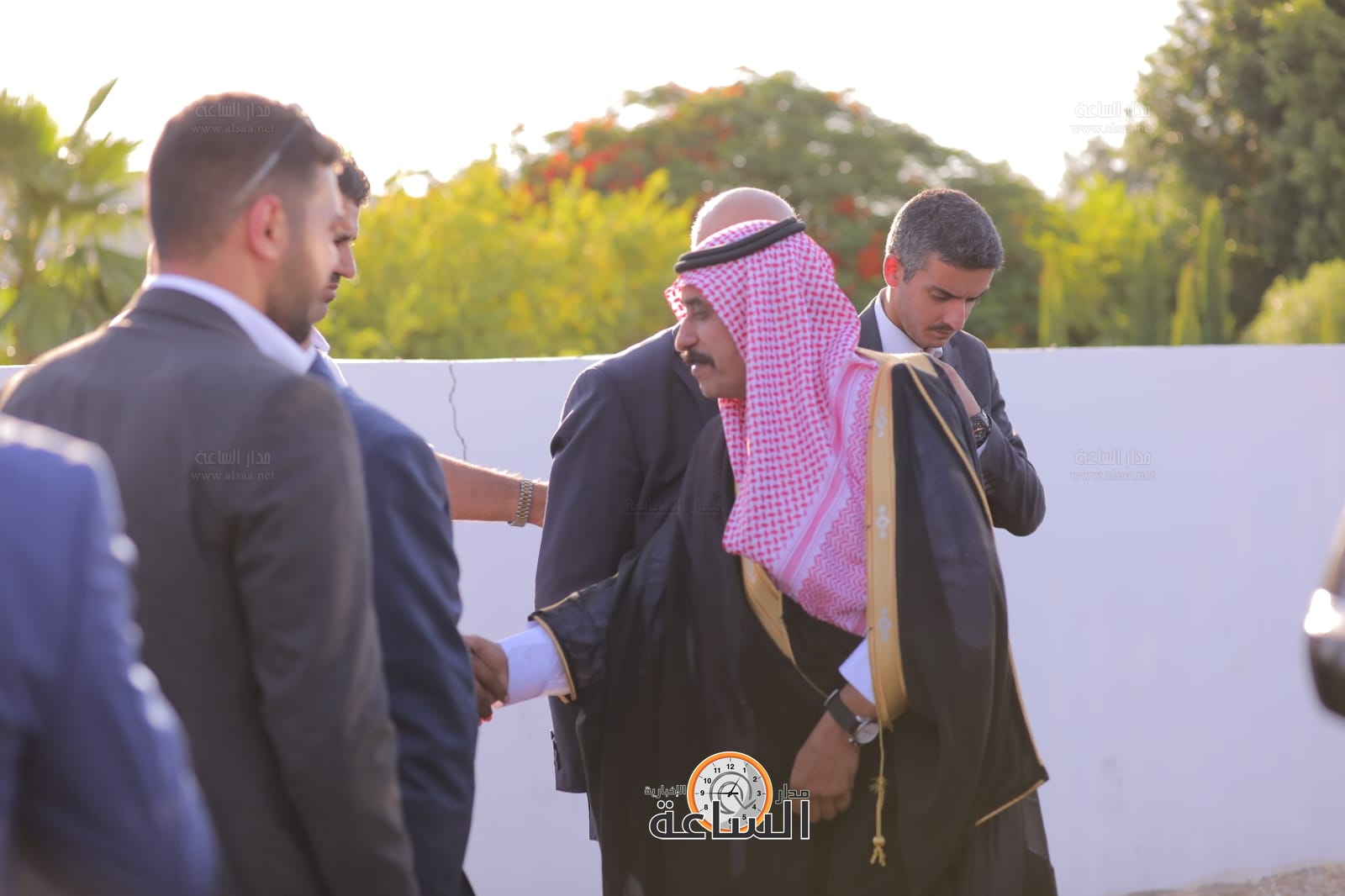 Madar Al-Saa Images 0.0038827295331469447