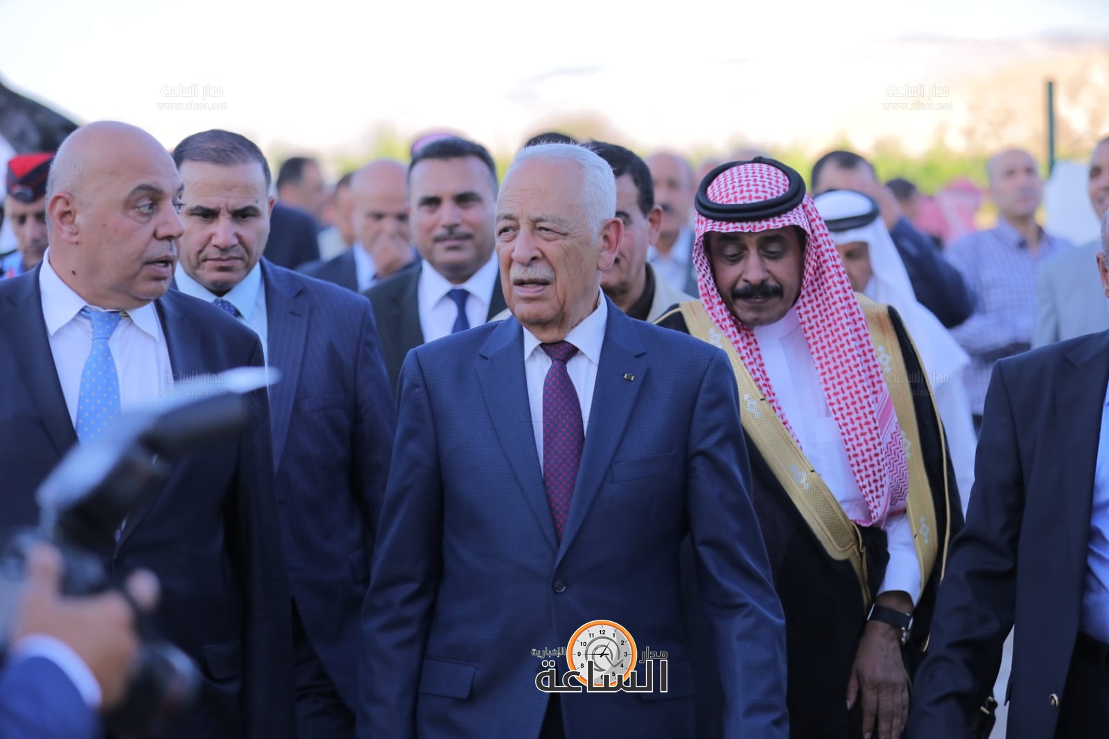 Madar Al-Saa Images 0.15702333477080777