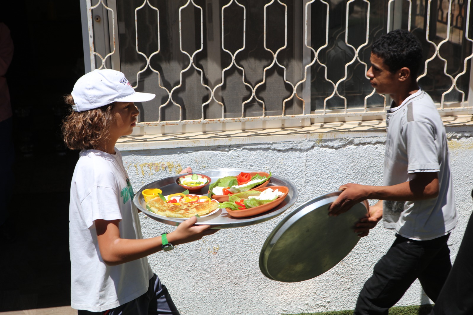 Madar Al-Saa Images 0.9527587956851409