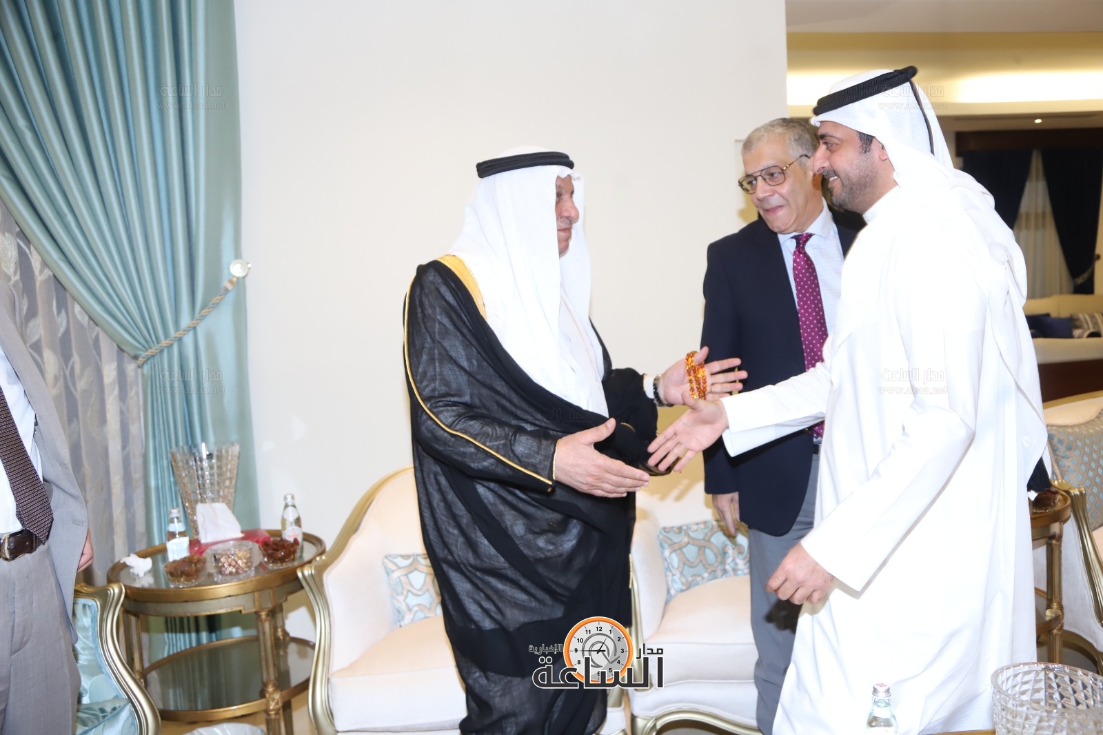 Madar Al-Saa Images 0.02268312413738771