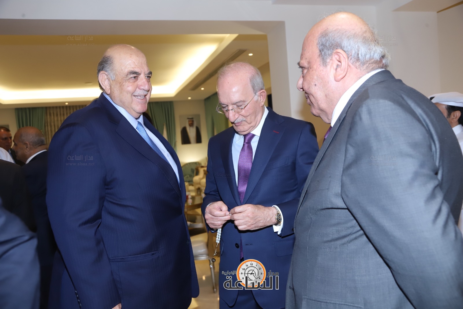 Madar Al-Saa Images 0.3974876672073082